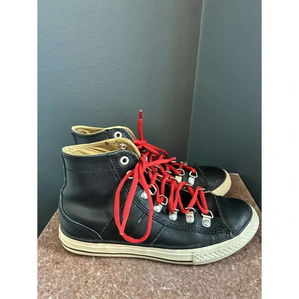 Converse Chuck Taylor All Star Junior Leather Hi Top Size 6y Black With Red Lace